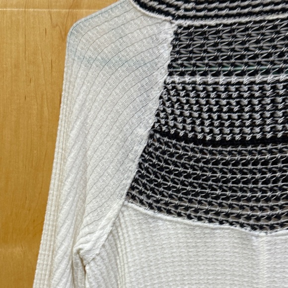 Free People Blue and white long sleeve top size XS - Picture 12 of 16